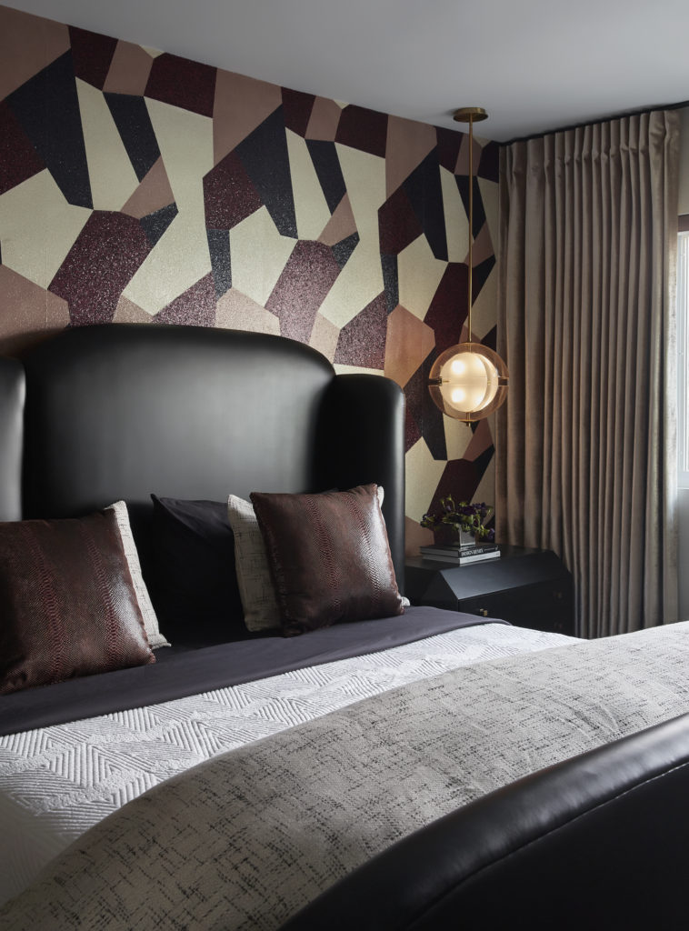 Medusa Fabric bed + pillows with geometric design wallpaper